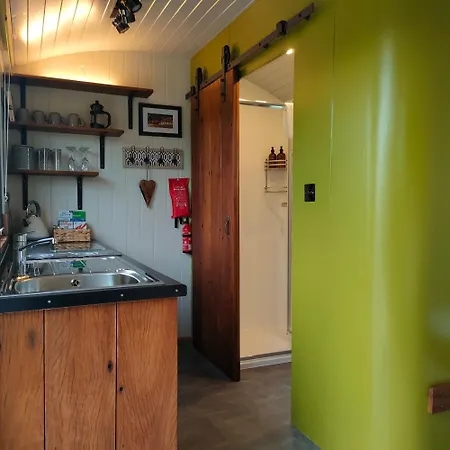 Dingle Way Glamping Danu Annascaul Parque de Campismo *