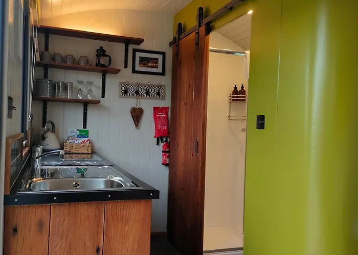 Dingle Way Glamping Danu Annascaul *